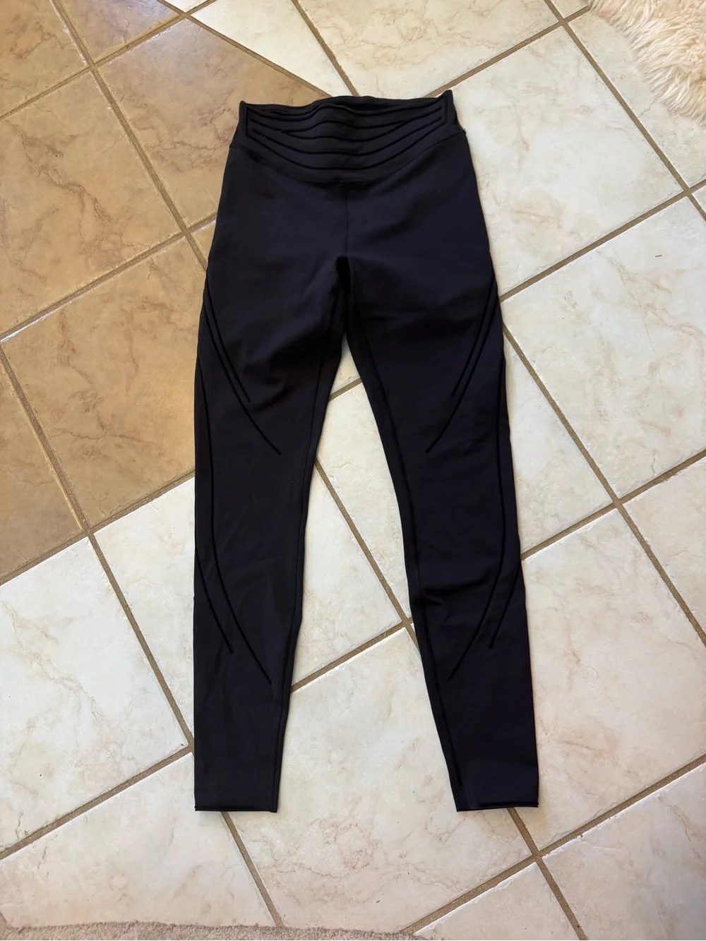 Lululemon Get in Line Super High-Rise Tight 28